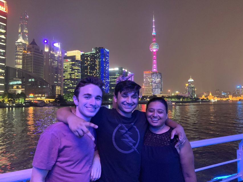 Shanghai: Night River Cruise Tour with Xinjiang Style Dining - Should you book the Shanghai night cruise and Xinjiang dinner?