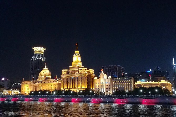 Shanghai Night River Cruise VIP Seating with Private Transfer and Dinner Option - The Huangpu River cruise and its two very different shores
