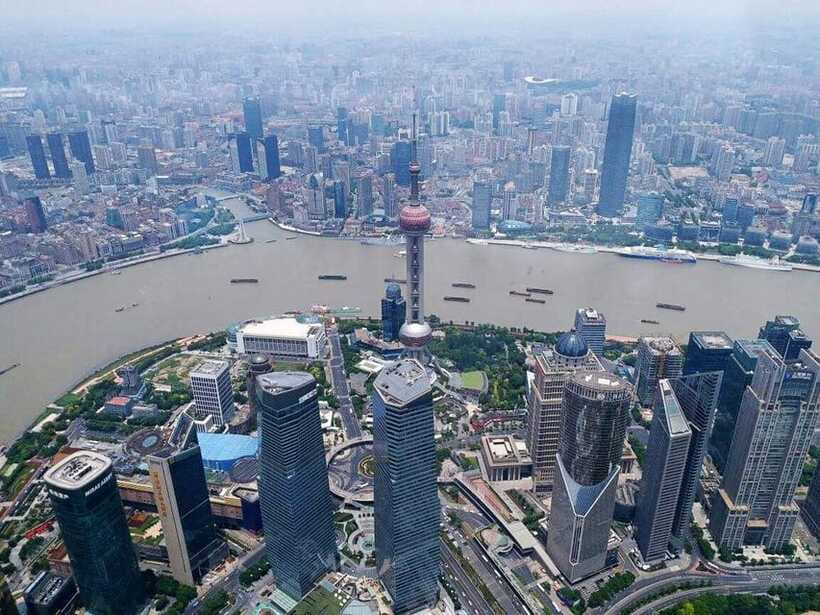 Shanghai One Day City Private Tour by German-Speaking Guide - Yu Garden: ponds, rockeries, and careful design