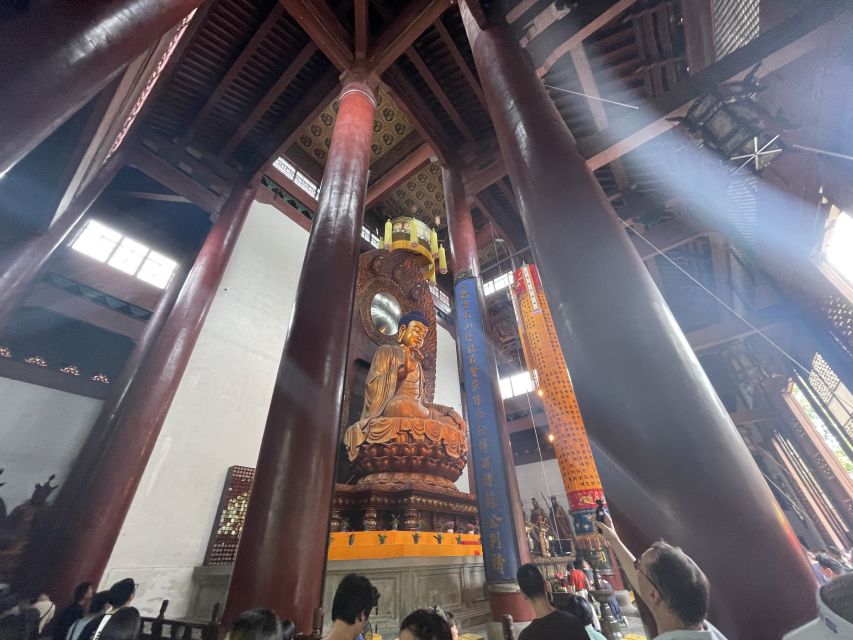 Shanghai: Private Guided Tour to Hangzhou by Bullet Train - Lunch and the Longjing tea fields