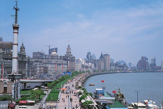 Shanghai Pudong Airport Private One-Way or Round-Way Transfer in English Service - What the one-hour ride is really like