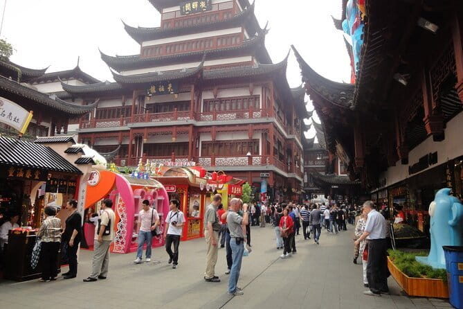 Shanghai: Yu Garden Admission Ticket - Ming and Qing interiors add real depth