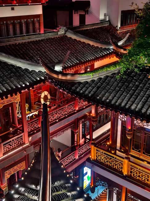 Shanghai: Yu Garden with Entry Tickets(optional) - Ancient trees, furniture, calligraphy, and carvings