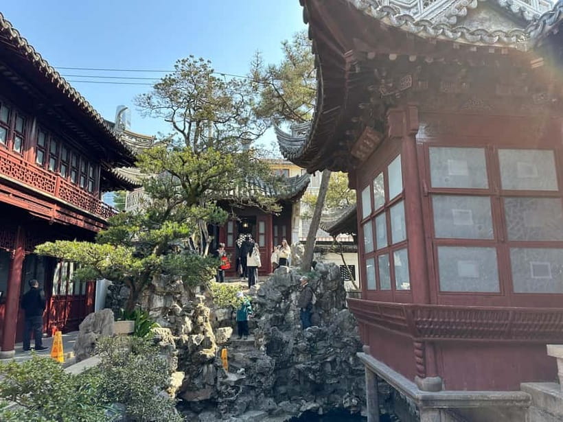 Shanghai: Yu/Yuyuan Garden Entry Ticket--E ticket - Ponds, bridges, and garden architecture