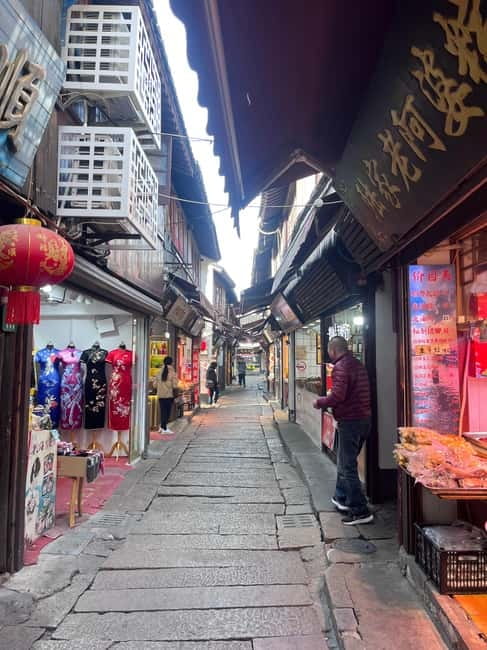 Shanghai: Zhujiajiao Water Town with Calligraphy Experience - What the $125 price buys you