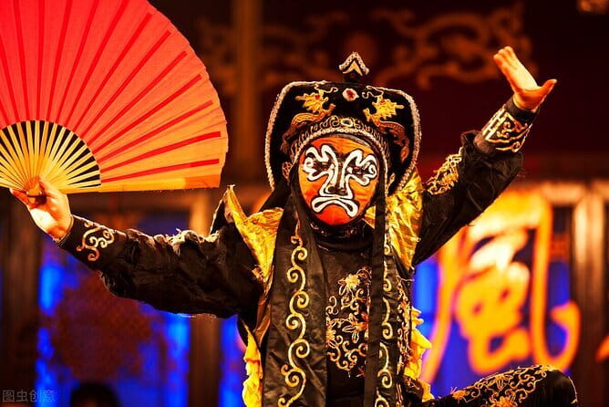 Sichuan Opera with face-changing at Sichuan opera theater - Key points at a glance