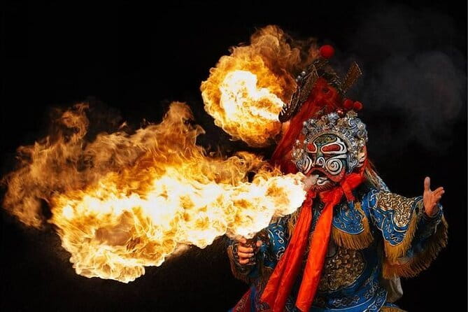 Sichuan Opera with face-changing at Sichuan opera theater - Getting there and planning the night