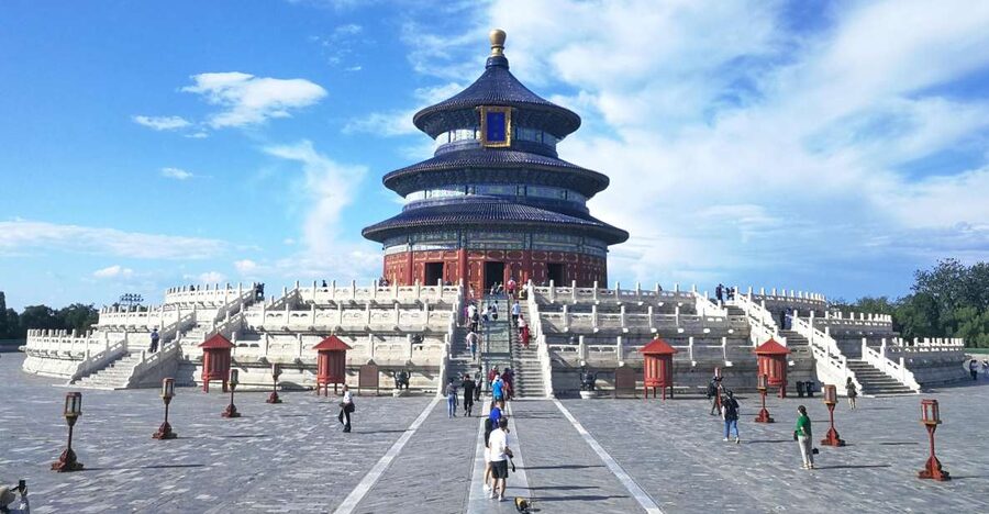Small-Group Beijing City Highlights Tour With Lunch - Entering the Forbidden City before the crowds build