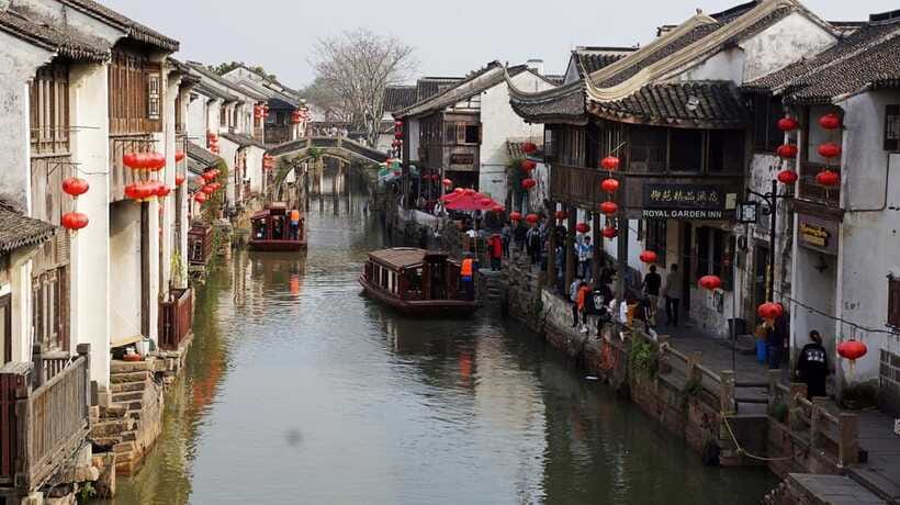 Suzhou and Zhujiajiao Private Guided Day Trip from Shanghai - Lunch with room for local choices