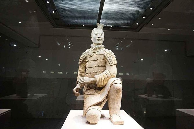 Terra-Cotta Warriors & Horses Essential Full Day Tour from Xi'an - Lunch is convenient, but do not expect a food-focused tour