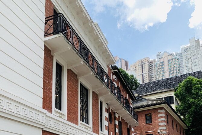 Top-Rated Hong Kong Tour: Peak Tram, Dim Sum & Cultural Sights - Tai Kwun, Hollywood Road, and Pottinger Street