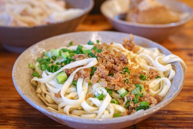 Tuktuk Food Tour Through Chengdu's Local Eats - Eating in the right order