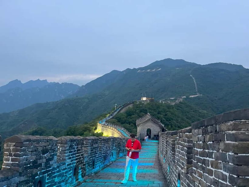 Twilight Glow at Mutianyu Great Wall Evening Bus Tour+Ticket - Meeting BusDa at Hepingxiqiao Station