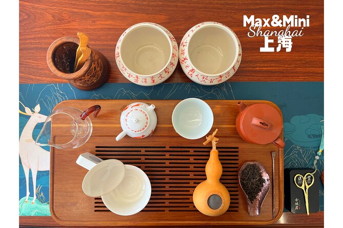 Unlock Chinese Tea: Culture, Science, Tasting & Hands-on Brewing - Tasting several teas side by side