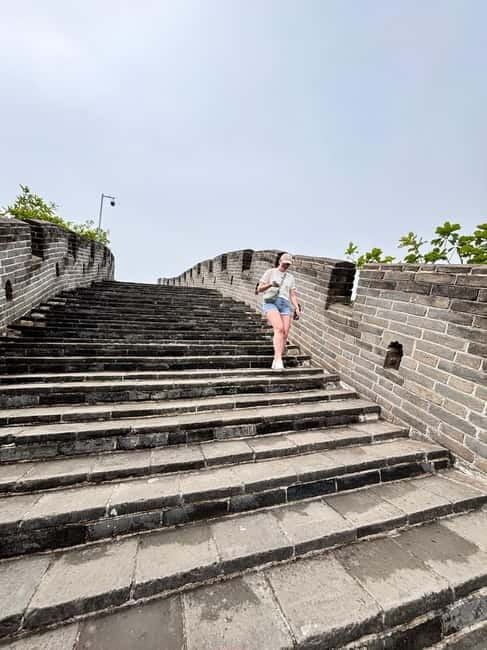 Water-Great Wall Odyssey: Hike & Cruise One Day Tour - What guides add to the day