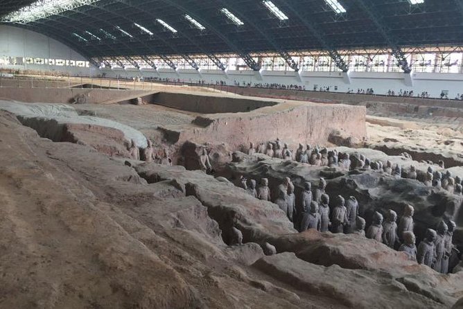 Xi'an 1-Day Coach Tour of Terracotta Army - Huaqing Palace and the Tang connection