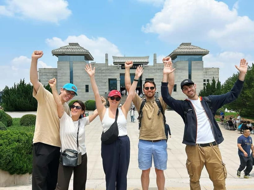 Xi'an: Exclusive Terracotta Army Tour & Local Family Lunch - What you see inside the three pits