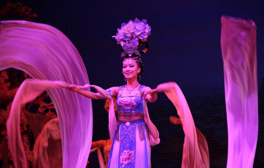 Xi’an: Great Tang Dynasty Night Show & Dumpling Meal Option - Arriving at the theater before 7:30 PM