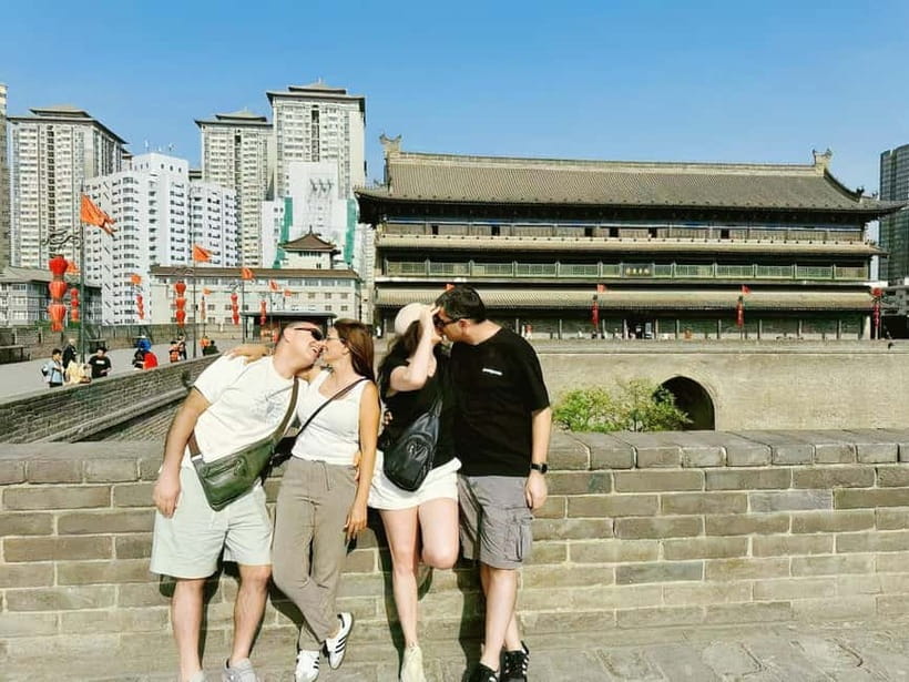 Xi'an in A Day: Terracotta Army+City Highlights+Family Lunch - The Giant Wild Goose Pagoda and its Buddhist past