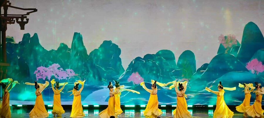 Xi'an: Tang Dynasty Music and Dance Show with Round Trip Transfer - How the transfer changes the value