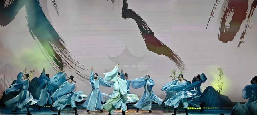 Xi'an: Tang Dynasty Music and Dance Show with Round Trip Transfer - The 6:00 or 6:30 PM hotel pickup