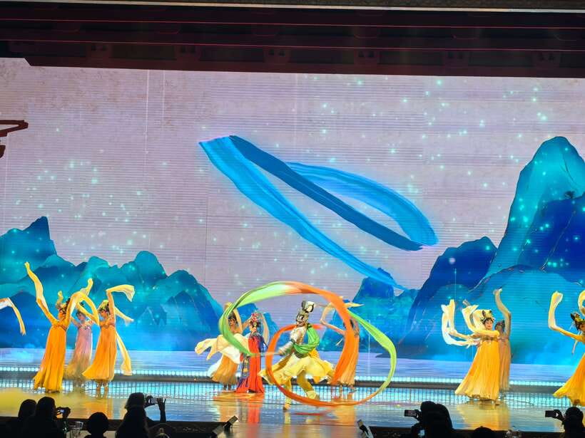 Xi'An: Tang Dynasty Show Ticket w/ Transfer or Dinner - Peak-season timing can change your plans