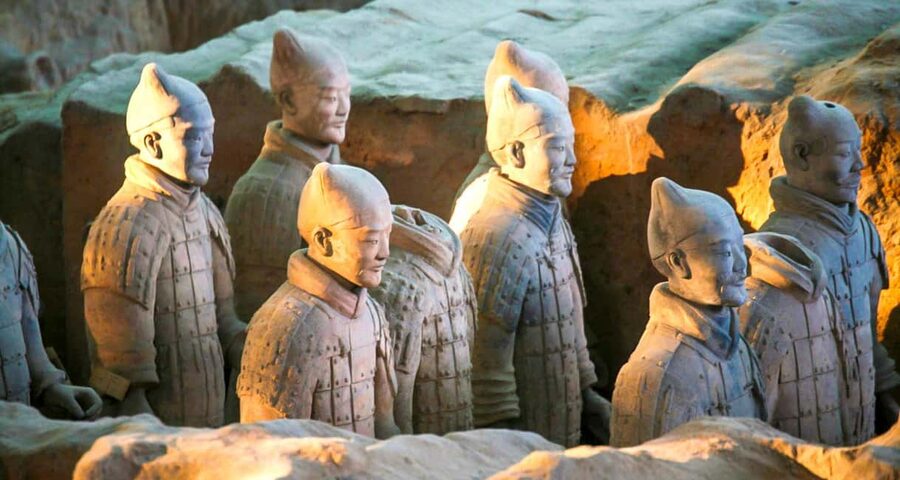 Xi'an: Terracotta Army, Lunch, City Wall, Pagoda, Bazaar - Why the Terracotta Army deserves most of your day