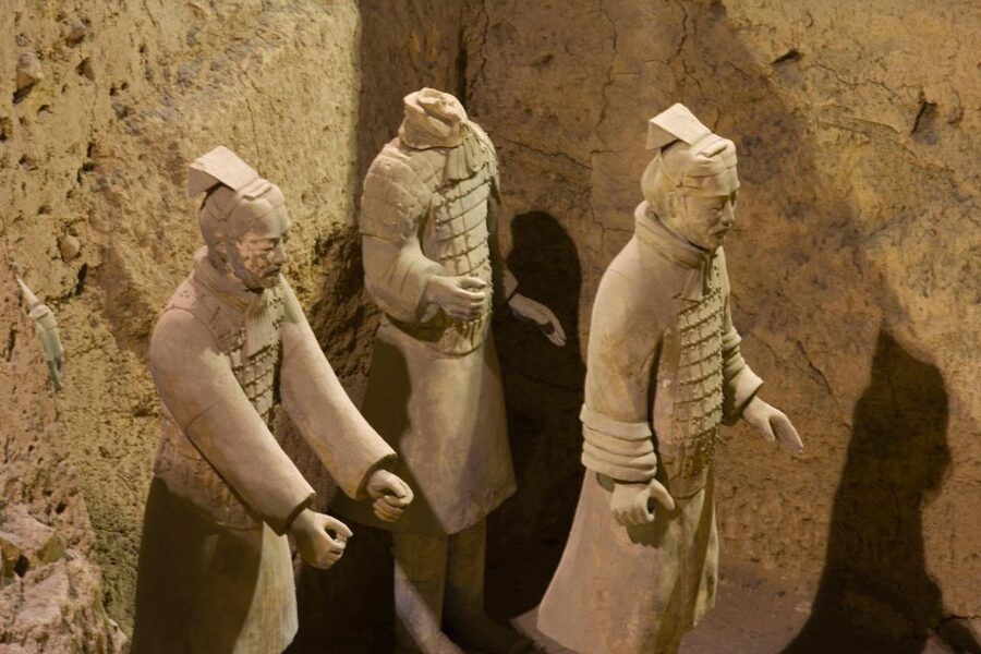 Xi'an: Terracotta Warriors Private Tour with Optional Lunch - Pits 2 and 3: cavalry, infantry, and command