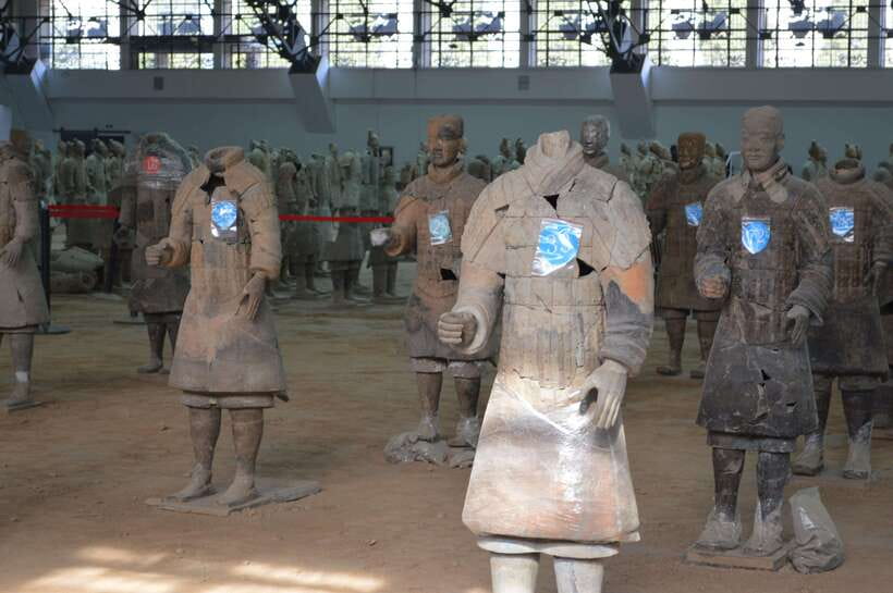 Xi'an: Terracotta Warriors Tour w/Optional Guide or Transfer - Who should book this experience?