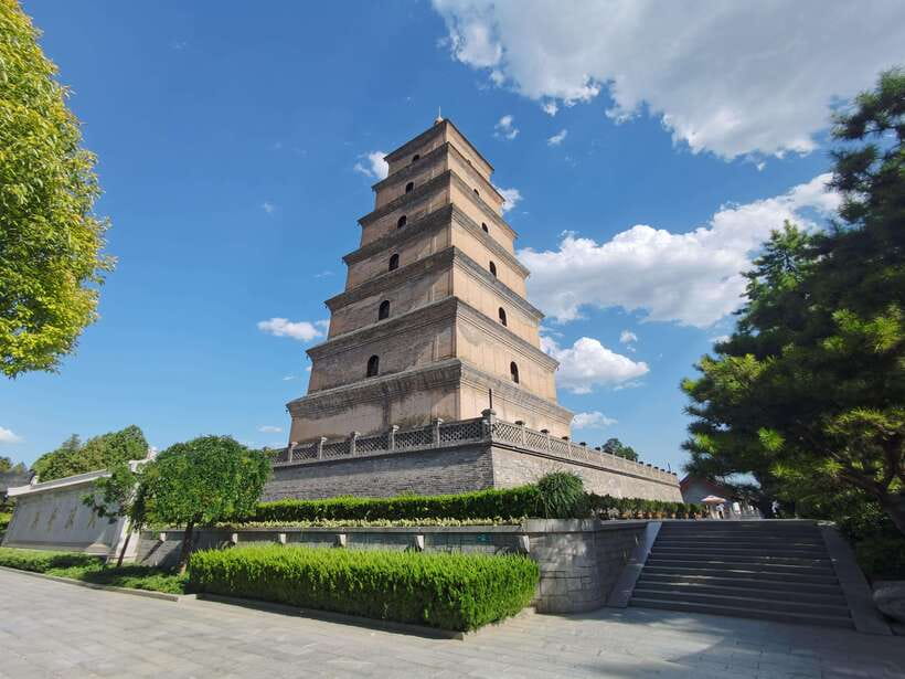 Xi'an: Top 3 Highlights All Inclusive Private Day Tour - The Terracotta Army, three hours with Qin’s silent soldiers