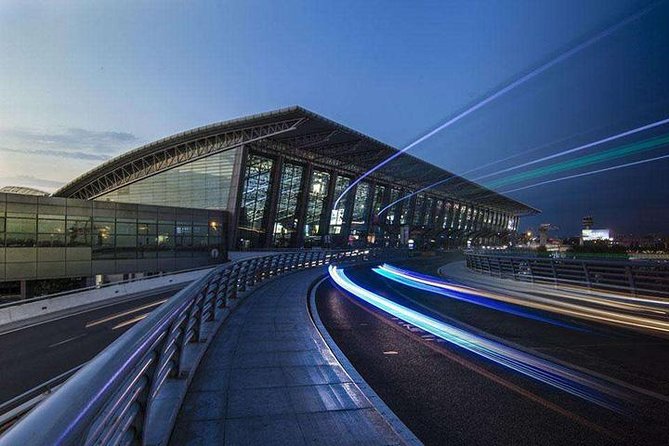Xi'an Xianyang Airport to Hotels:Private transfer with Meet & Great service - A calm arrival at Xi’an Xianyang Airport