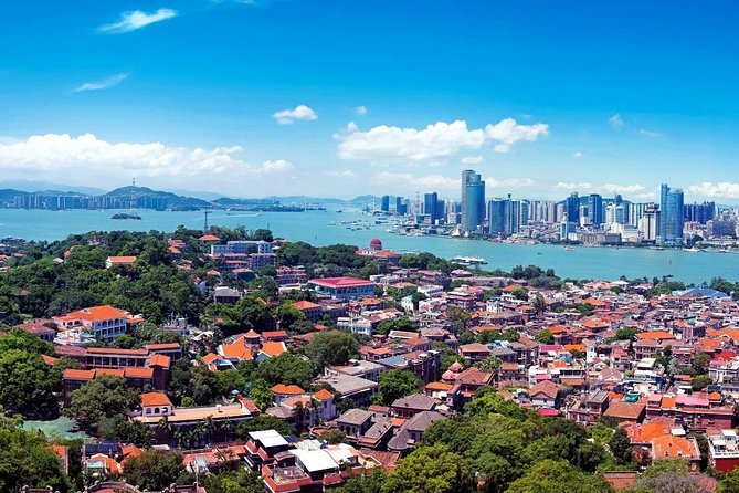 Xiamen Half-Day Private Tour include Gulang Yu Island and Garden - Meeting your guide in Xiamen