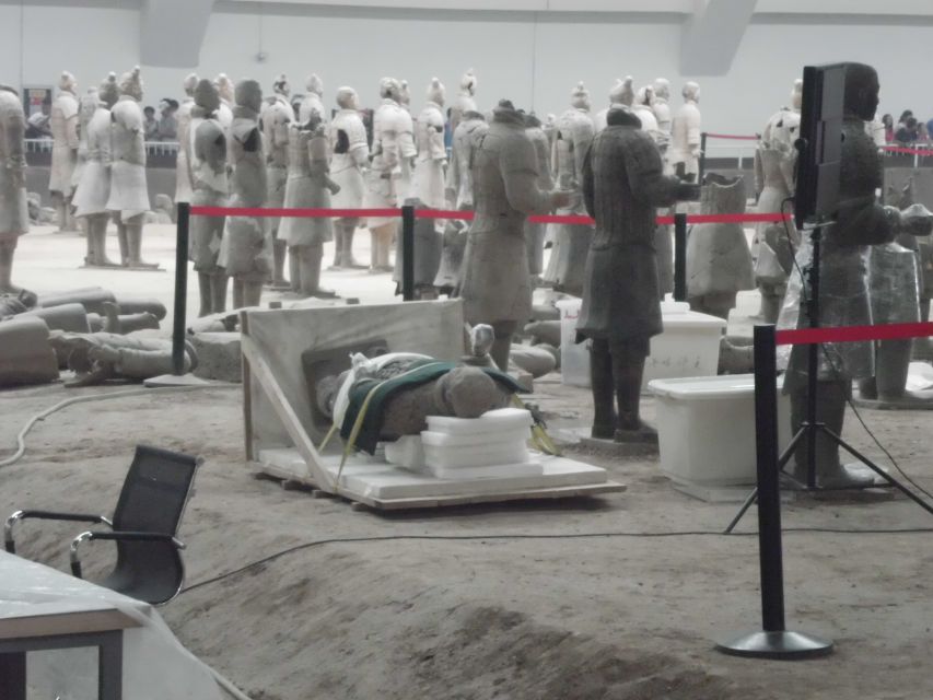 Xian: Terracotta Army Ticket & Guided Bus Tour with Options - Why the Terracotta Army deserves a full morning