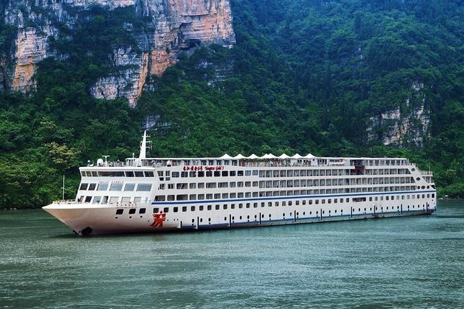 Yangtze River Cruise from Chongqing to Yichang Downstream in 4 Days 3 Nights - Why a downstream Yangtze cruise works so well