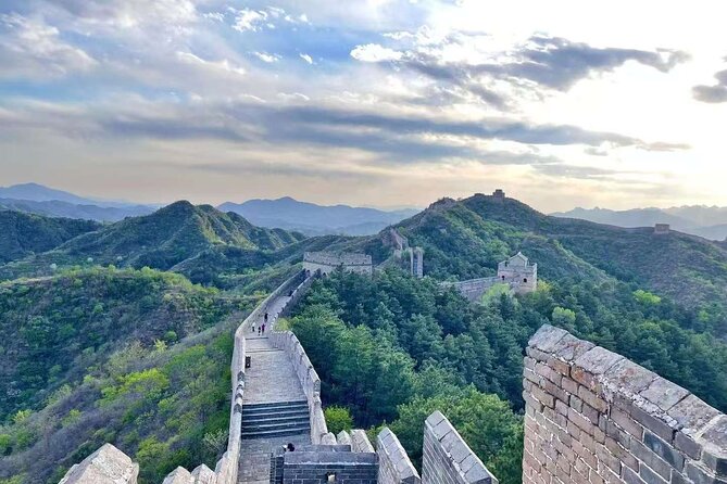 ZANBUS: Trip to the Jinshanling Great Wall Departing at 7:30 AM - The 7:30 AM departure from central Beijing